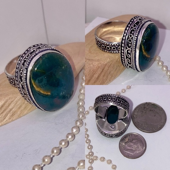 Bloodstone Gemstone Chunky Handmade Ring - Picture 5 of 5